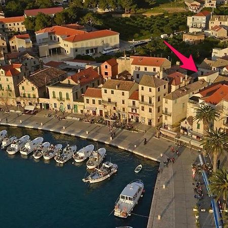 Apartment Whooart Komiža Екстериор снимка
