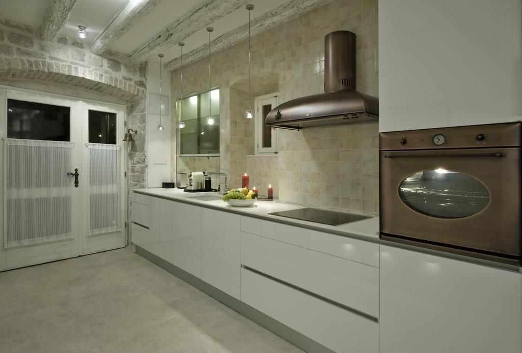 Apartment Whooart Komiža Екстериор снимка