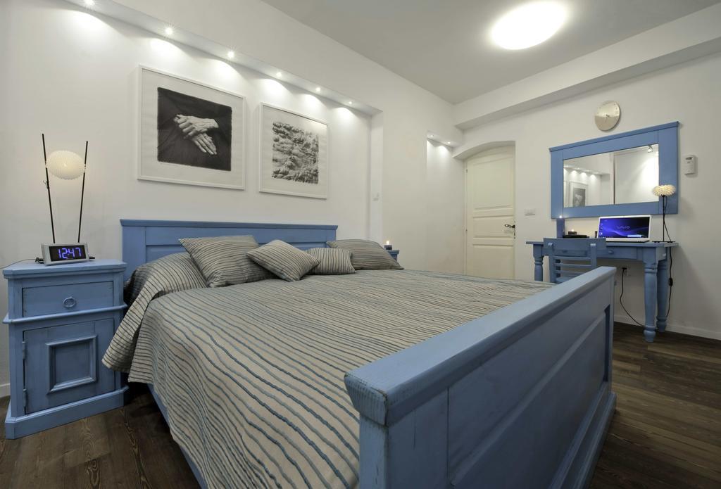 Apartment Whooart Komiža Екстериор снимка